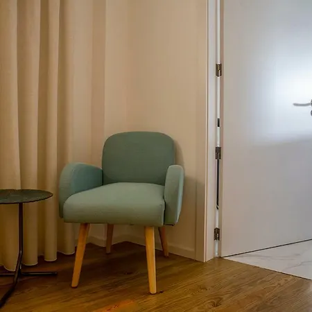 L'atelier * Гимарайнш